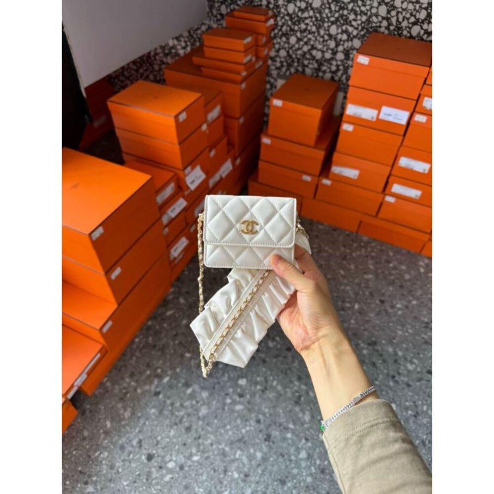Chanel Women Pre-Loved Bag Very Good Condition